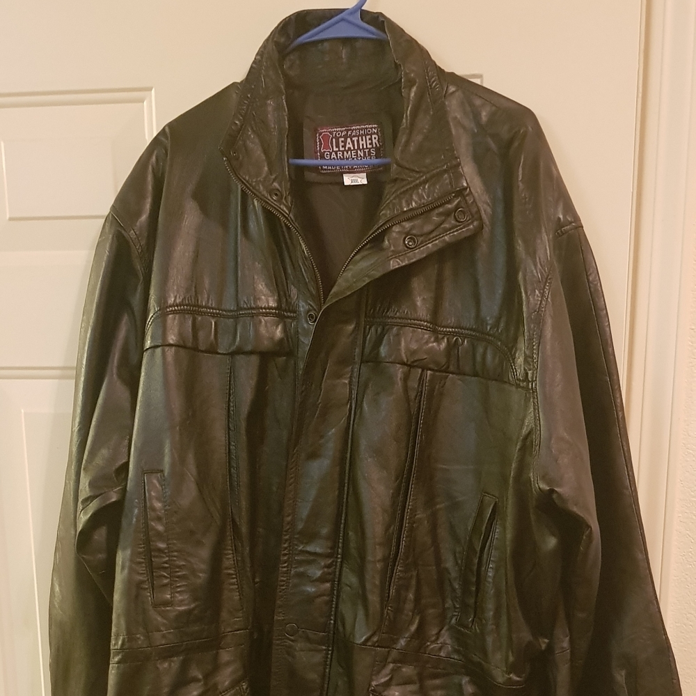 Leather jacket - Picture 2 of 4
